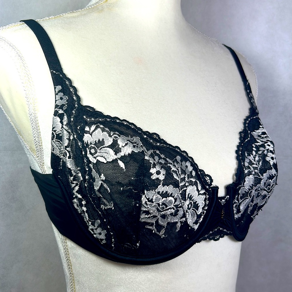 Victoria Secret Black/White Overall Lace Unlined Underwire Demi Bra Size 34D